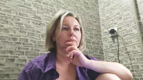 edithmanning online show from February 2025 10:48:02 AM