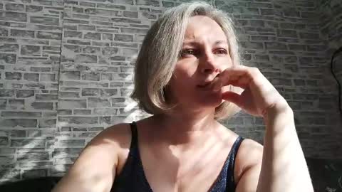 edithmanning online show from February 2025 08:48:02 AM