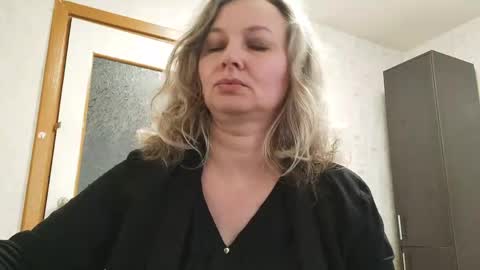 edithmanning online show from May 2026 05:43:01 PM