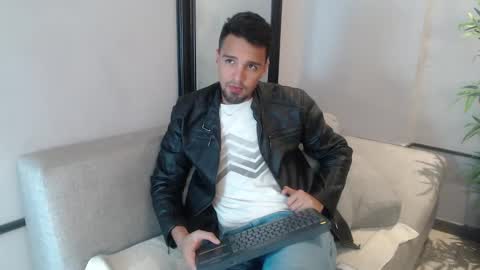 Eduardo online show from March 2025 03:46:02 AM