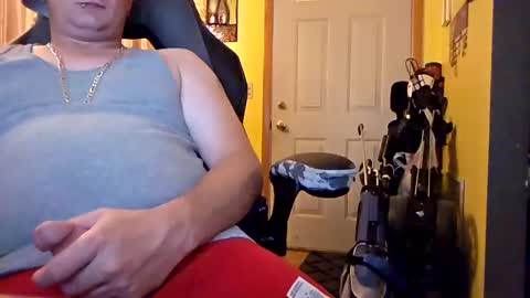 edwardaims_2please online show from September 2025 04:36:02 AM