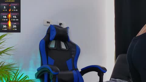 Edward Ross online show from November 2025 06:39:01 PM