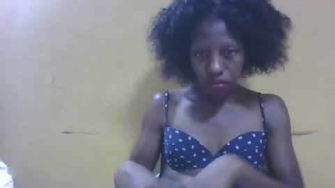 edwige770943 online show from April 2026 06:28:02 AM