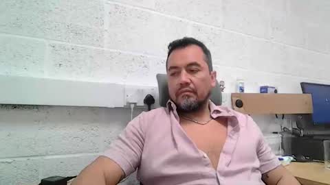 EdM online show from February 2026 10:01:02 AM