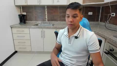 edwin blaz. online show from September 2025 04:38:02 AM
