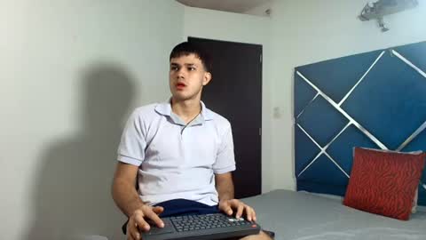 Snapshot of edwinboys chatting on July 2026 01:06:02 PM Edwin online show from July 2026 01:06:02 PM