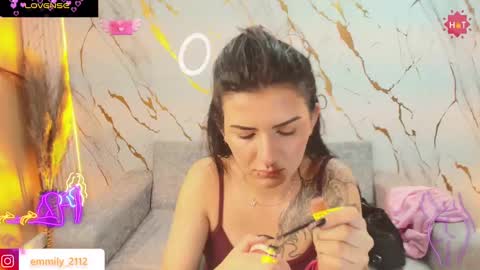 Snapshot of eemily_1 chatting on September 2025 01:00:02 PM eemily_1 online show from September 2025 01:00:02 PM