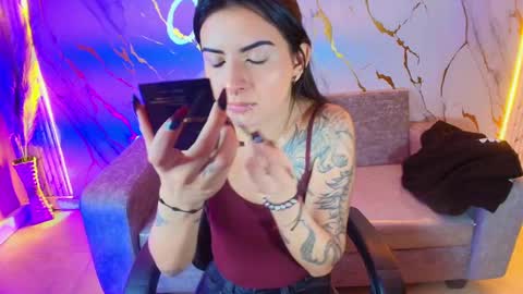 Snapshot of eemily_1 chatting on September 2025 01:23:02 PM eemily_1 online show from September 2025 01:23:02 PM