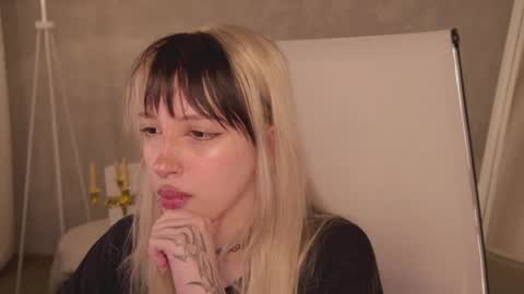 EVA NON NUDE online show from June 2026 04:56:02 PM