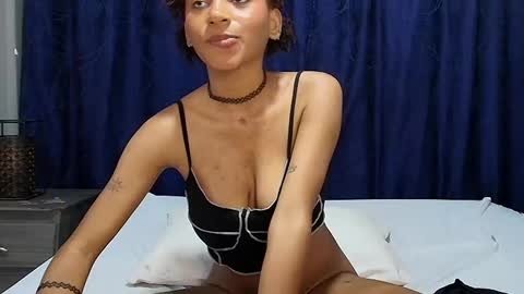 Snapshot of effie_cooper chatting on March 2025 11:11:01 PM Effie online show from March 2025 11:11:01 PM