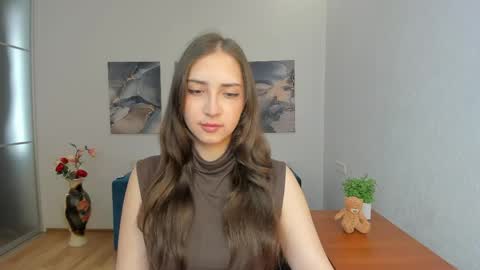 Effy Royse online show from April 2026 05:40:01 AM