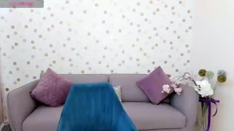 Effy online show from February 2025 06:33:01 AM