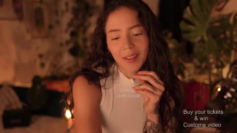 Effy online show from September 2025 01:17:02 AM