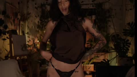 Effy online show from April 2026 02:38:01 AM