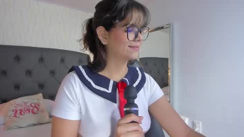 Snapshot of effystonnem chatting on February 2025 07:26:01 PM E F F Y online show from February 2025 07:26:01 PM