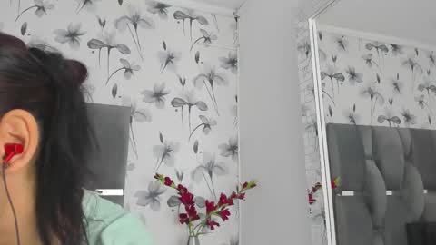 Valery online show from October 2025 01:41:02 PM