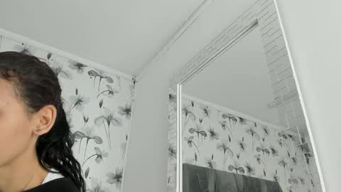 Valery online show from December 2025 01:51:01 PM