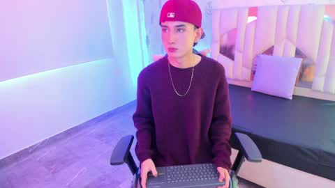 eidan_tay online show from May 2026 01:15:02 PM