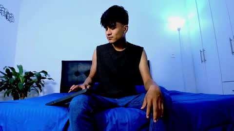 Snapshot of eiden_allenx1 chatting on December 2024 09:39:02 AM eiden_allenx1 online show from December 2024 09:39:02 AM