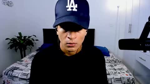 Snapshot of eiden_allenx1 chatting on December 2024 02:22:02 PM eiden_allenx1 online show from December 2024 02:22:02 PM