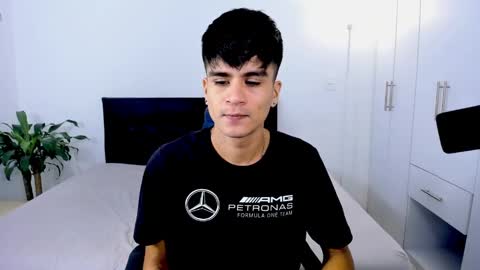 Snapshot of eiden_allenx1 chatting on January 2025 02:02:02 PM eiden_allenx1 online show from January 2025 02:02:02 PM