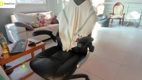 Snapshot of eileen_rose chatting on January 2025 07:00:02 PM Eileen Rose Milf online show from January 2025 07:00:02 PM