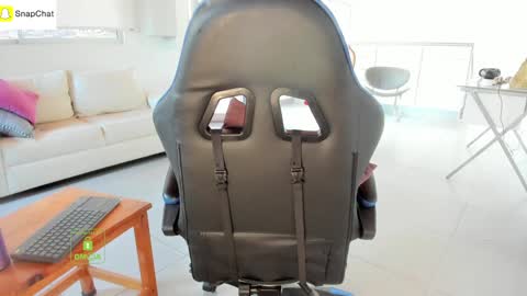 Snapshot of eileen_rose chatting on September 2025 04:40:01 PM Eileen Rose Milf online show from September 2025 04:40:01 PM