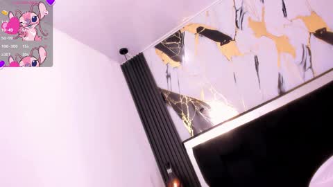 eileenn tanihara online show from December 2025 11:04:02 AM