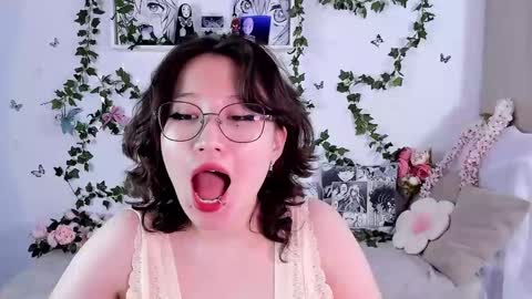 liasama online show from December 2024 07:05:01 AM