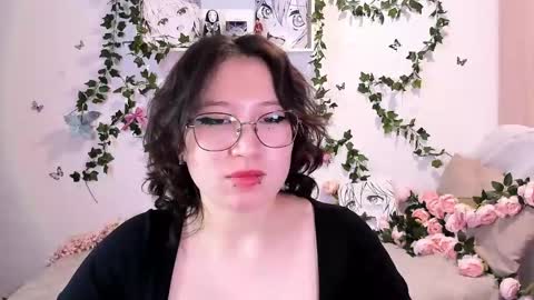 liasama online show from December 2024 07:15:02 AM