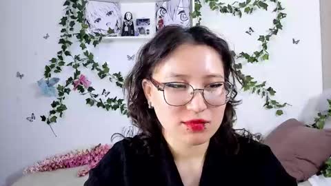 liasama online show from December 2024 03:00:02 AM