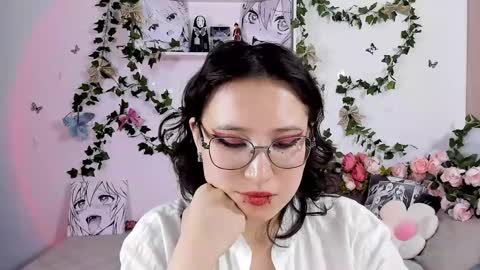 liasama online show from December 2024 04:44:01 AM