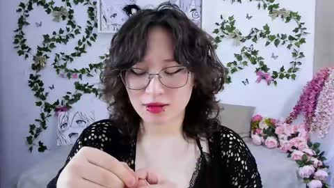 liasama online show from January 2025 02:36:01 AM