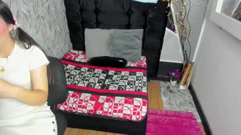 EILIN PINK online show from March 2026 12:31:01 PM