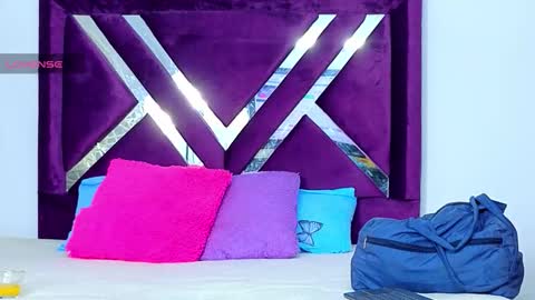 eimy__cute online show from November 2025 04:11:02 PM