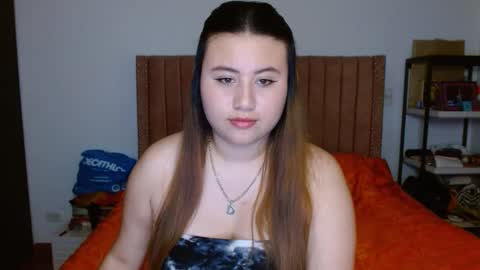EIMY   MODEL INDEPENDENT online show from March 2025 06:26:02 AM