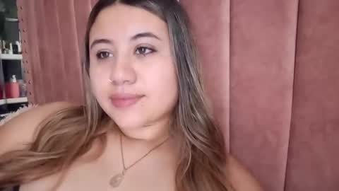 EIMY   MODEL INDEPENDENT online show from February 2026 05:22:02 PM