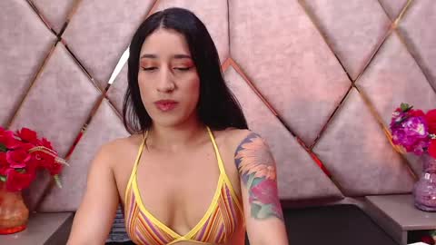 eimy_cutte online show from February 2025 12:14:02 PM