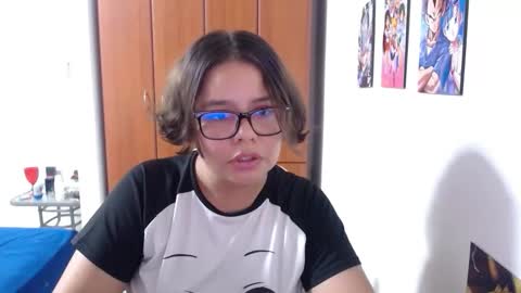 Snapshot of eimy_saenzz chatting on October 2025 11:32:02 PM eimy_saenzz online show from October 2025 11:32:02 PM