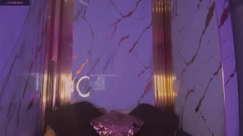 eimy online show from February 2026 12:24:01 PM