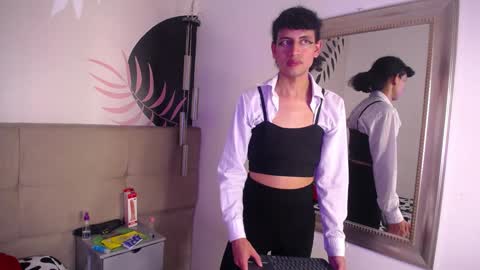 Snapshot of eimyflorian chatting on January 2025 05:54:01 PM Eimyflorian online show from January 2025 05:54:01 PM