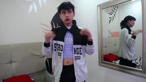 Snapshot of eimyflorian chatting on January 2025 11:30:02 AM Eimyflorian online show from January 2025 11:30:02 AM