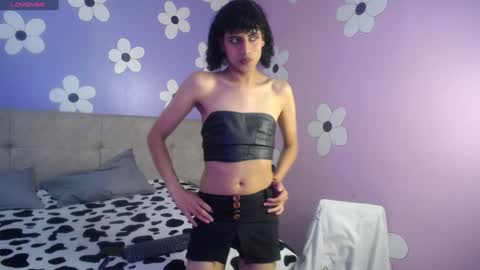 Snapshot of eimyflorian chatting on January 2025 03:22:01 PM Eimyflorian online show from January 2025 03:22:01 PM