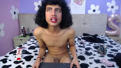 Snapshot of eimyflorian chatting on January 2025 05:51:01 PM Eimyflorian online show from January 2025 05:51:01 PM