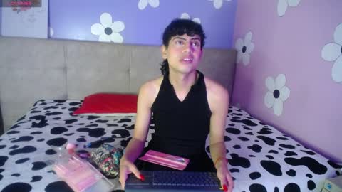 Snapshot of eimyflorian chatting on February 2025 11:33:02 AM Eimyflorian online show from February 2025 11:33:02 AM