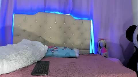 eimyy_rouse online show from February 2026 12:09:02 AM