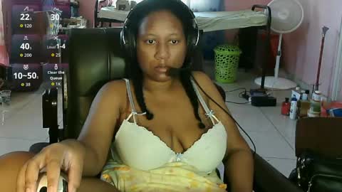 Eirondra Valeen online show from May 2026 12:09:02 PM