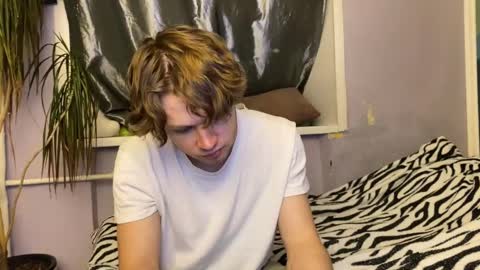 Eitan online show from October 2025 04:07:02 PM