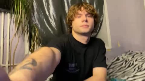 Eitan online show from November 2025 04:18:01 PM