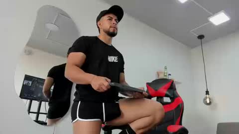 Eithan Connor online show from October 2025 02:35:02 PM